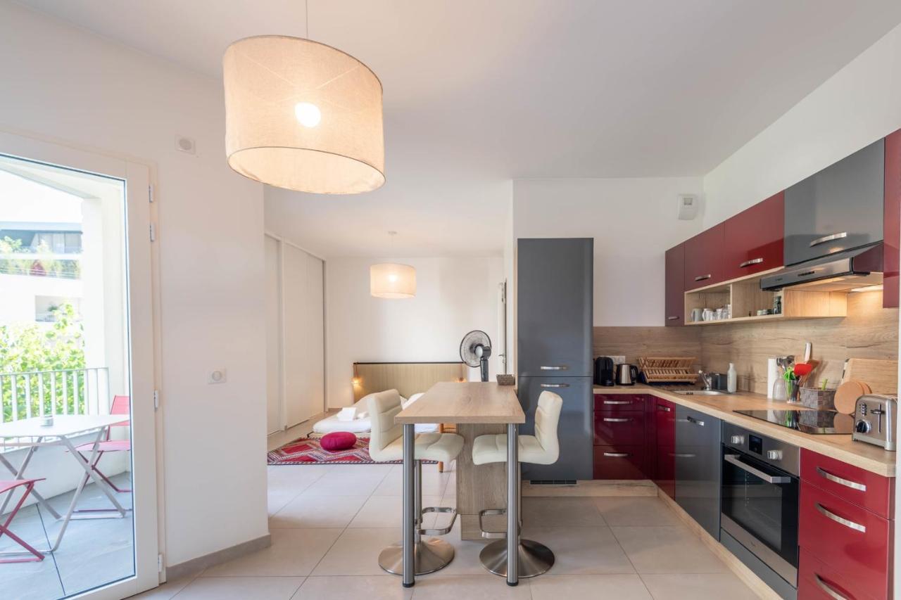 Charming Apartment With Balcony And Parking Near The Center Of Annecy Extérieur photo